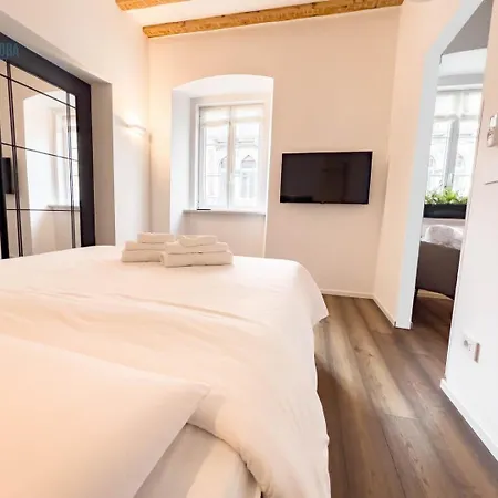 San Nicolo 14 Tirabora Short Rent * Triëst