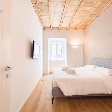 San Nicolo 14 Tirabora Short Rent Appartement *