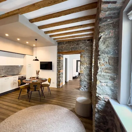 San Nicolo 14 Tirabora Short Rent Apartmán