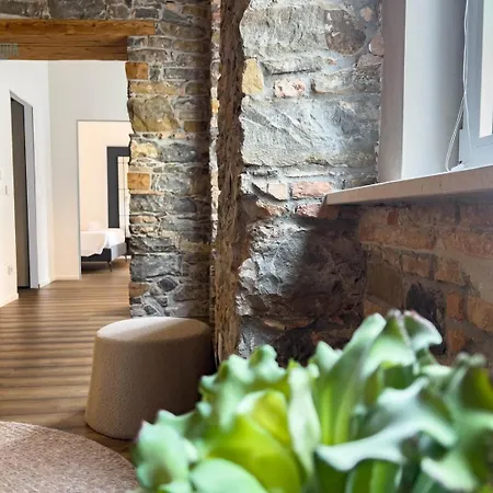 San Nicolo 14 Tirabora Short Rent Apartment
