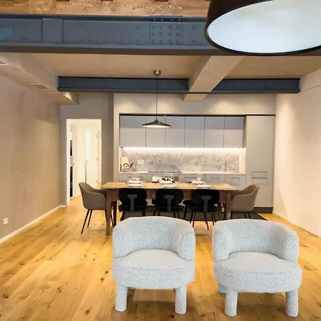 San Nicolo 14 Tirabora Short Rent Apartman Trieszt