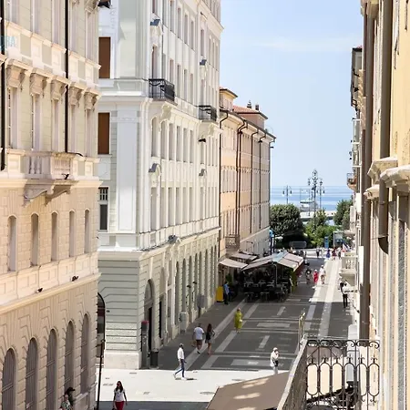 San Nicolo 14 Tirabora Short Rent Apartman