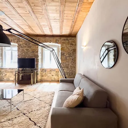 San Nicolo 14 Tirabora Short Rent Terst