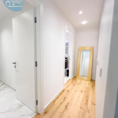 San Nicolo 14 Tirabora Short Rent