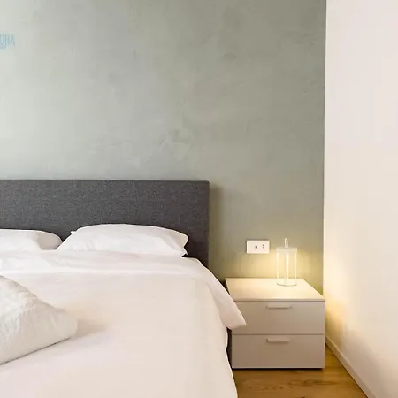 San Nicolo 14 Tirabora Short Rent Apartmán